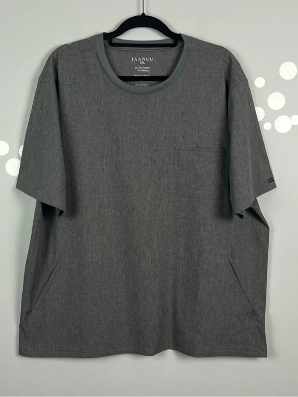 Jaanuu 4 Pocket Crew Neck Scrub Top Size 1XL STretch Medical Uniform J86012